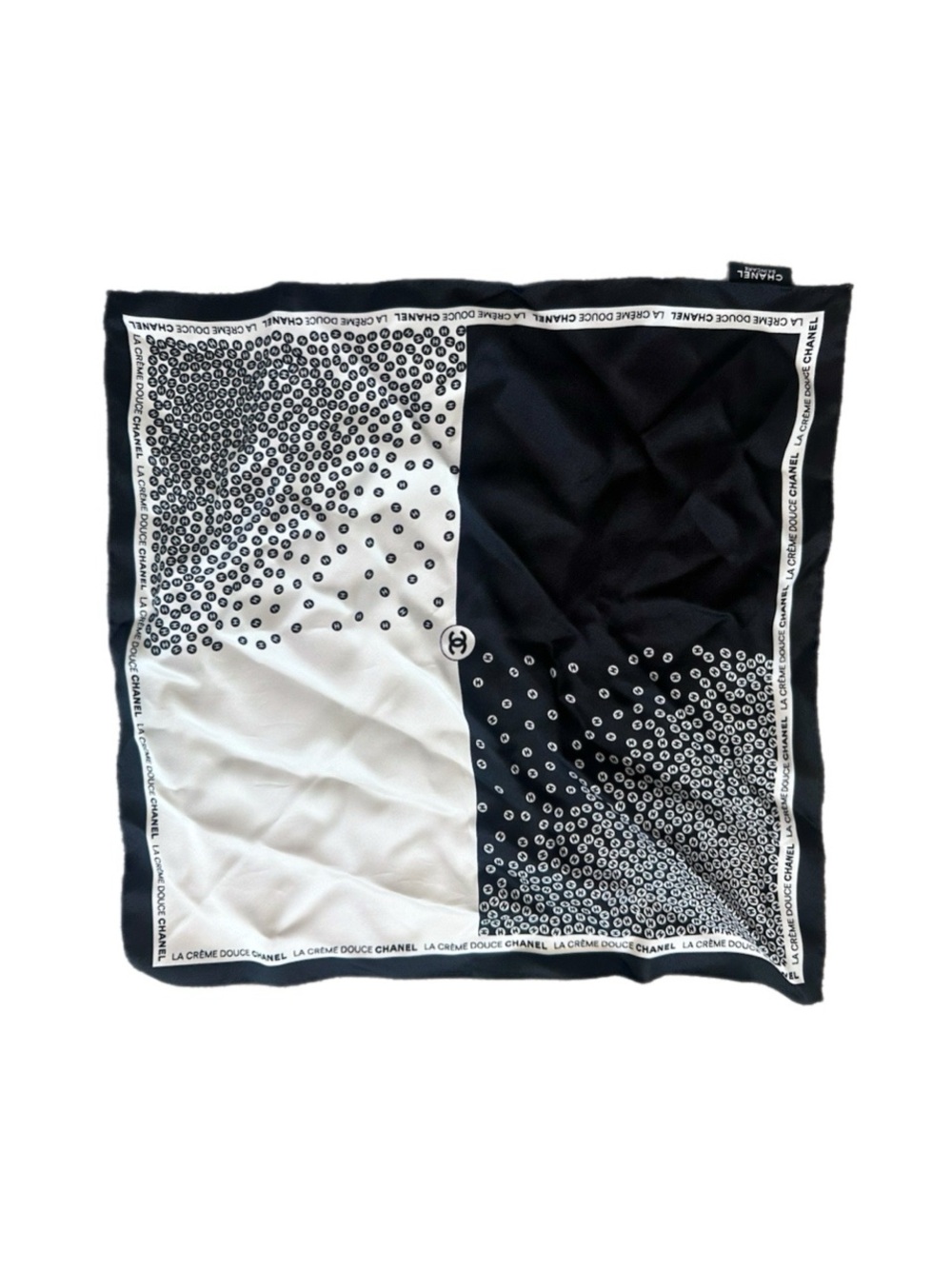 💯 CHANEL AUTHENTIC Black and White Graphic Dot Silk Square Scarf